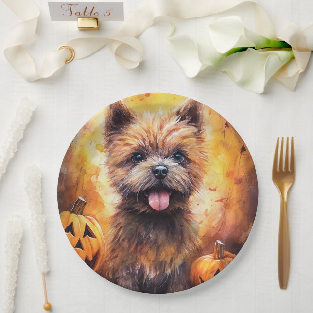 Prato De Papel Halloween Cairn Terrier Com Pumpkins Assustado (Casamento)