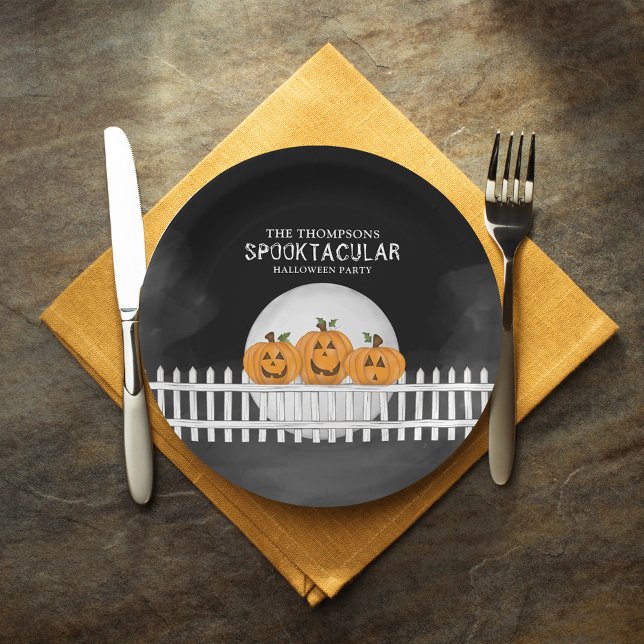 Prato De Papel Halloween Spooktacular Whimskins Engraçado (Whimsical pumpkins Halloween paper plate. With smiling Jack O Lanterns. )