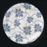 Prato De Papel Hawaiian Holly Hanukkah Blue Floral<br><div class="desc">Hau’oli Hanukaha é Hawai'ian por Happy Hanukkah! Esta ilustração mostra uma interpretação tropical do holly em cores de Chanucá e gradientes sutis. A inscrição é feita com neve para uma surpresa adicional. Este design está disponível em uma variedade de produtos para a casa e roupa para toda a família.</div>