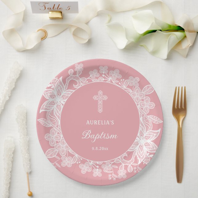 Prato De Papel Lugar Branco sobre Batismo Rosa (Casamento)