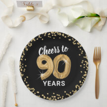 Moderno aplaude 90 anos de aniversário