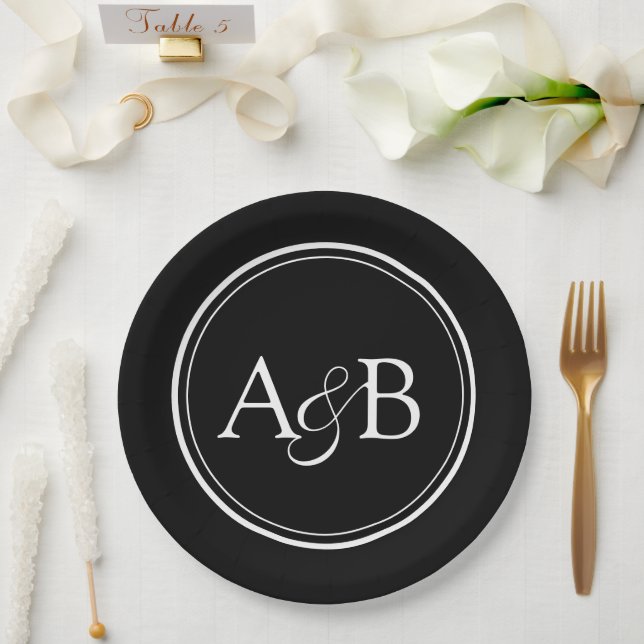 Prato De Papel Monogram and Ampersand Couple's Black and White (Casamento)