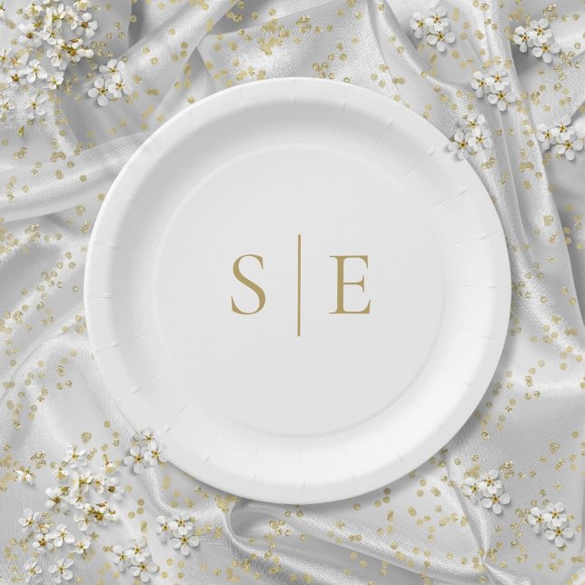 Prato De Papel Monograma Dourado e Elegante Minimalista (Elegant Modern Gold Monogram Minimalist Paper Plates)