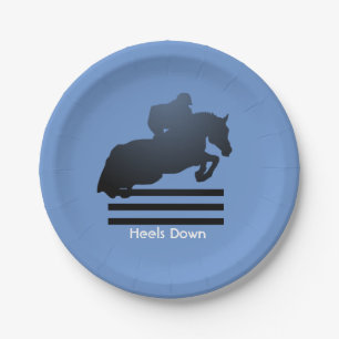 Prato De Papel Mostre o jumper limpando um obstáculo.