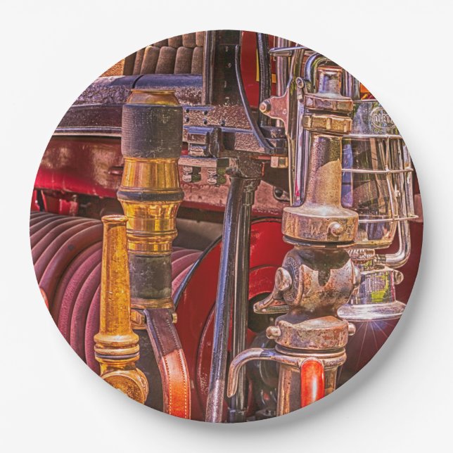 Prato De Papel No Velho Caminhão de Fogo (Frente)