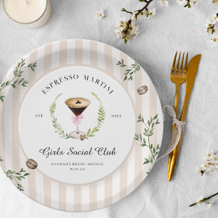 Prato De Papel O Amor Está Cozinhando Chá de Bebê com Espresso
