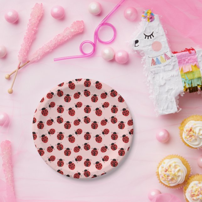 Prato De Papel Padrão de Ladybug Whimsical a rosa (Festa)