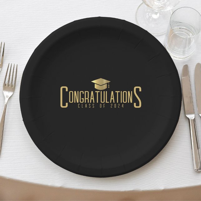Prato De Papel Parabéns pela formatura turma de Black & Gold (Black & Gold Congratulations Class Of Graduation Paper Plates)