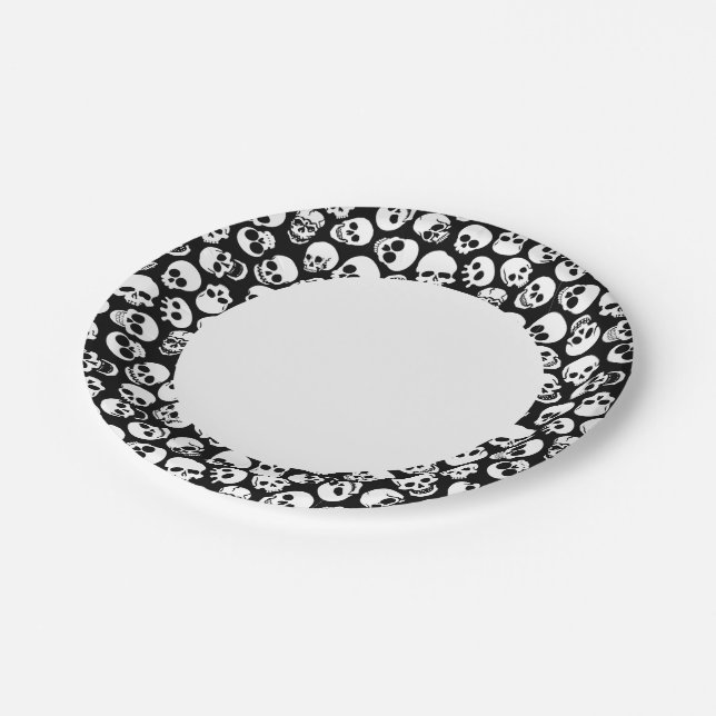 Prato De Papel Peles no padrão de fundo preto (Inclinado)