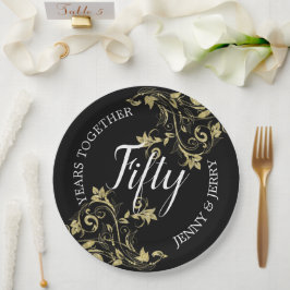 Prato de papel preto de aniversário com flores dou