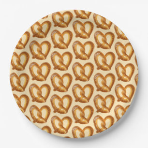 Prato De Papel Pretzel Suave Com Sal