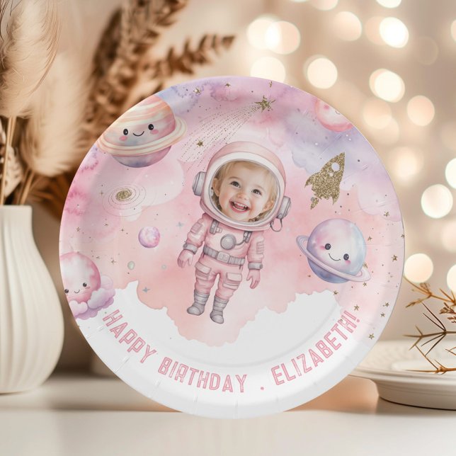 Prato De Papel Primeira viagem ao redor do astronauta da Space Gi (Criador carregado)