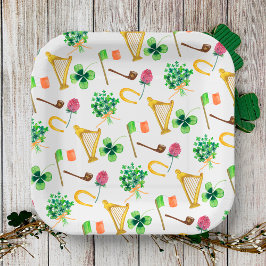 Prato De Papel Rua Celtic Harp. Padrão do Dia de Patrick