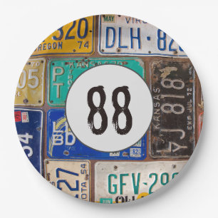 Prato De Papel Rusty License Plates 88º aniversário