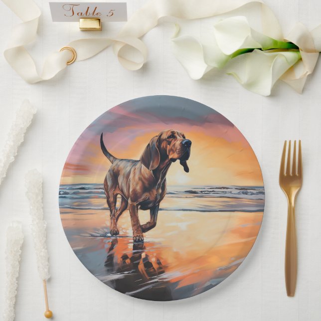 Prato De Papel Sandy Paws Bloodhound Dog em Beach Sunset (Casamento)