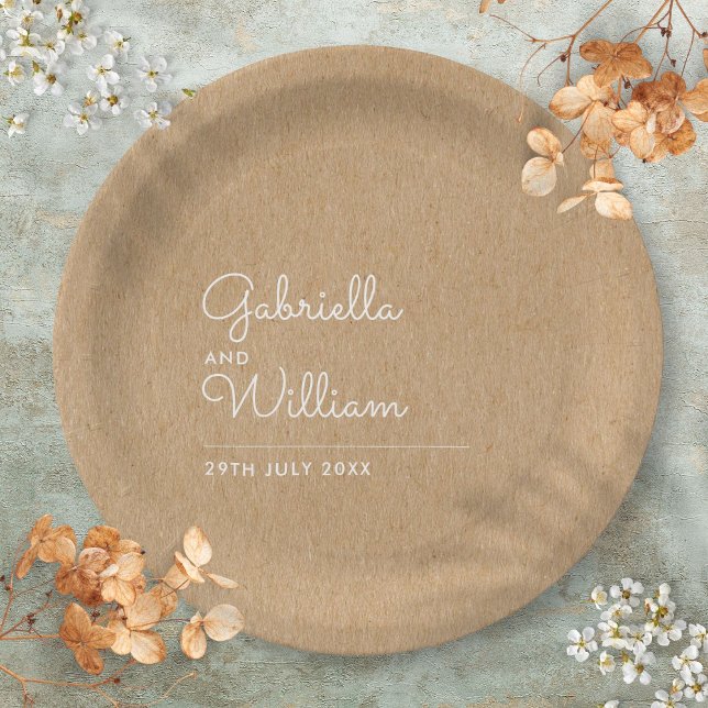 Prato De Papel Script Simples e Elegante para Casamento Rústico K (Simple Elegant Script Rustic Kraft Wedding Paper Plates)