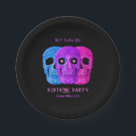 Prato De Papel Skull Funny Purple Gothic Birthday RIP para seus 2<br><div class="desc">Cabeça de crânio engraçada Gótica cor-de-rosa púrpura azul pop,  estilo de arte Halloween Festa de aniversário RIP Para suas placas de papel dos anos 20 para ela. Divertido,  aniversário de 30 anos assustador. Três crânios design com olhos paternais. Trendy,  única,  assustadora,  inspirada moderna. Imagem copyright Marg Seregelyi Fotografia.</div>