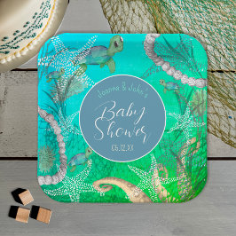 Prato De Papel Tartaruga Cuta Sob O Chá de fraldas Do Mar