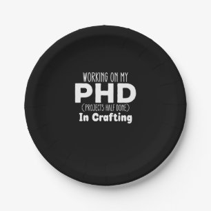 Prato De Papel Trabalhando em meus projetos PHD meio feito em art