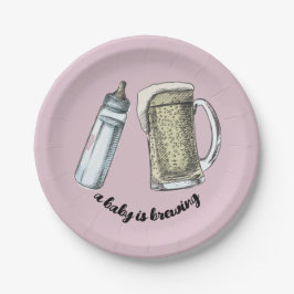 Prato De Papel Um bebê está criando placas de papel