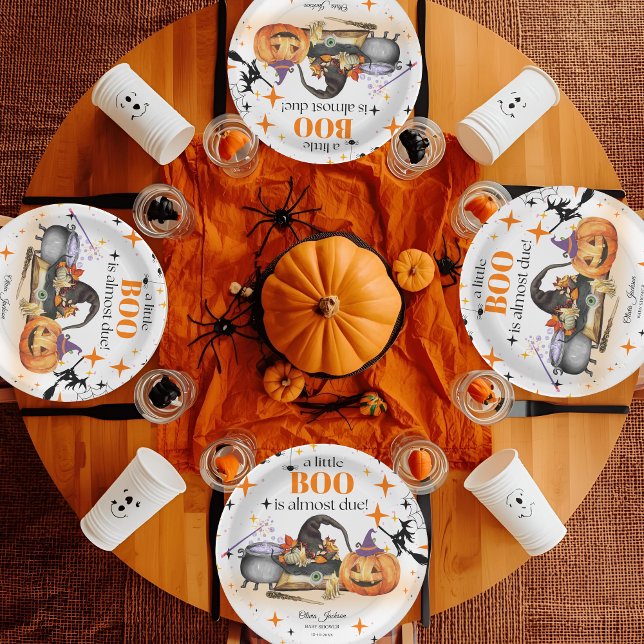 Prato De Papel um pequeno chá de fraldas de chá de bebê (Criador carregado)