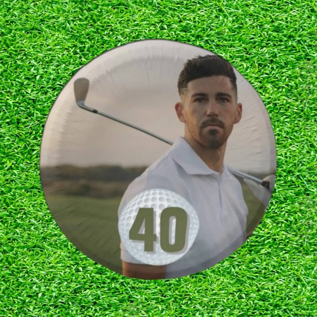 Prato De Papel Uma Bash de aniversário de Golfer (A Golfer’s Birthday Bash Paper Plates)