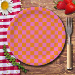 Prato De Papel Vermelhidão Neon Cor-de-Rosa Verificada Vintage<br><div class="desc">Quadro de verificação fino cor-de-rosa e laranja | Vintage | Clássico | Evolução | NA MODA | Moda | Mínimo</div>