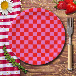 Prato De Papel Vermelhos e Rosa Neon Checkerboard Vintage<br><div class="desc">Quadro de verificação fino cor-de-rosa e vermelho | Vintage | Clássico | Evolução | NA MODA | Moda | Mínimo</div>