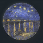 Prato De Papel Vincent Van Gogh Starry Night Sobre O Ródano<br><div class="desc">Vincent Van Gogh Starry Night Over the Rhone Starry Night Over the Rhone (setembro de 1888) é uma das pinturas de Arles de Vincent van Gogh à noite em Arles. Foi pintado em um ponto na margem do Rio Rhone que era apenas uma caminhada de um ou dois minutos da...</div>