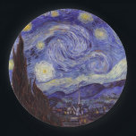 Prato De Papel Vincent Van Gogh Starry Night Vintage Fine Art<br><div class="desc">Vincent van Gogh Starry Night Fine Art Painting Starry Night Starry Night é uma pintura do artista poste-impressionista holandês Vincent van Gogh. O céu azul à noite está cheio de nuvens, estrelas e uma lua crescente brilhante. A Noite Estrelada é a única noturna na série de visões da janela do...</div>