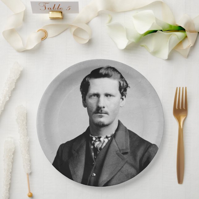 Prato De Papel Wyatt Earp: Oficial, Pistoleiro, Dono de Saloon (Casamento)