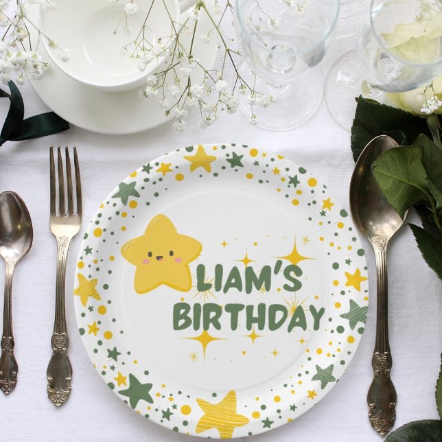 Pratos de festas de crianças sobre o tema da estre (Criador carregado)