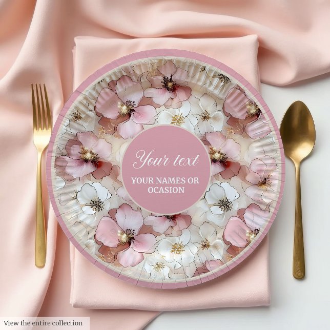 Pratos de papel florais clássicos em rosa e dourad (Classic powder pink and gold floral paper plates)