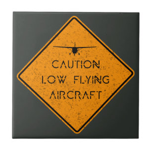 Precaução: ✈️ de aeronaves de voo baixo