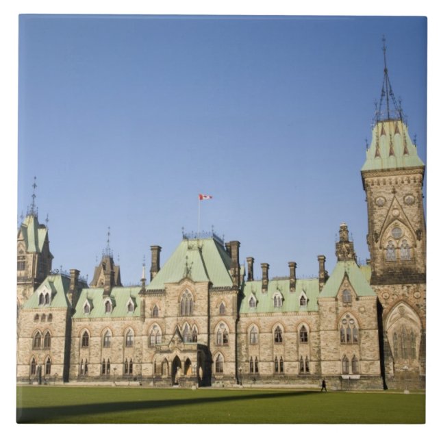 Prédio parlamentar em Ottawa, Ontário, Canadá (Frente)