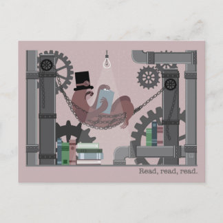 Preguiça Steampunk Lendo Cartões Postais