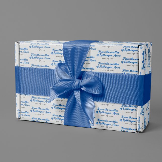 Presente Limpe o azul das Agulhas do papel de empacotamento (Criador carregado)