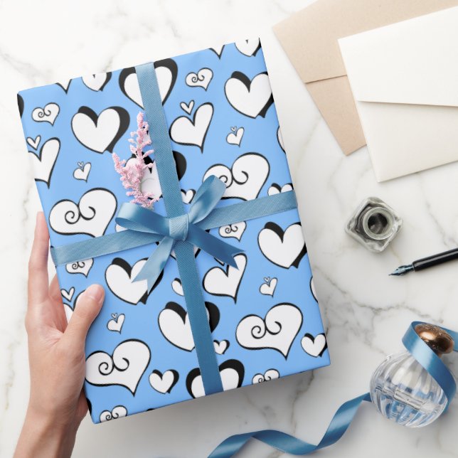 Presente Papel Azul de Enrolamento de Corações (Presentear)
