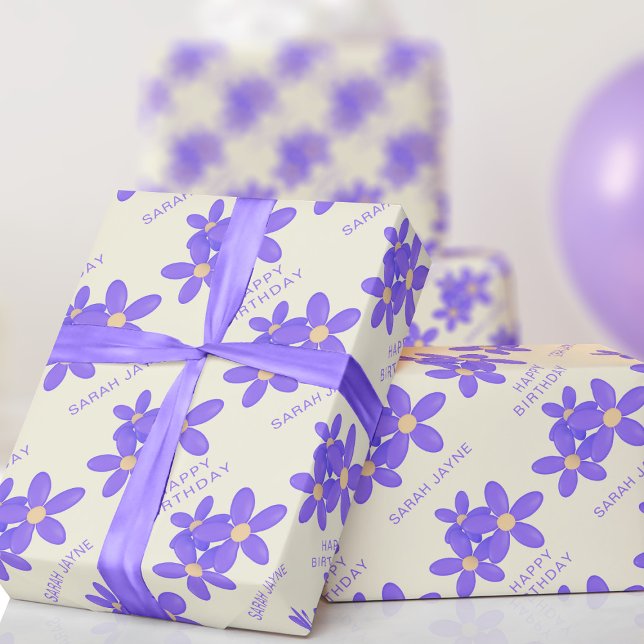 Presente Papel De Embalagem De Aniversário De Creme Floral  (A cute purple floral birthday wrapping paper. Just add your name!)