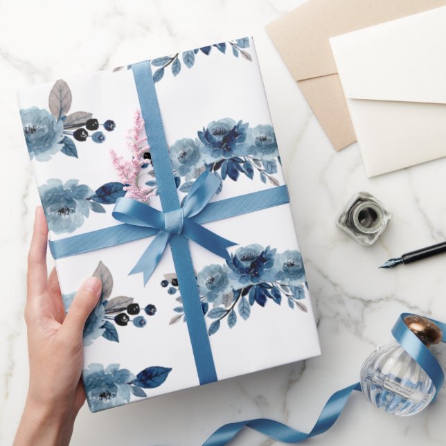 Presente Papel de empacotamento floral azul empoeirado (Presentear)