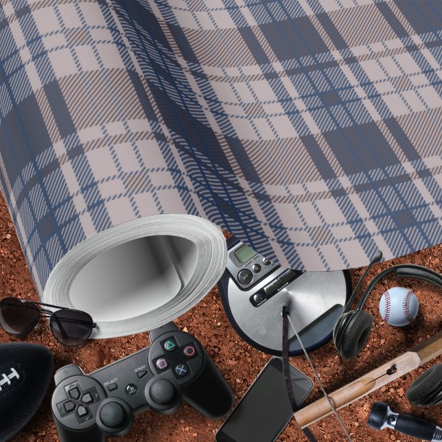 Presente Papel de enrolamento castanho-masculino de xadrez  (Plaid-Blue Brown-Masculine Wrapping Paper by Leapfroglisics Shop)