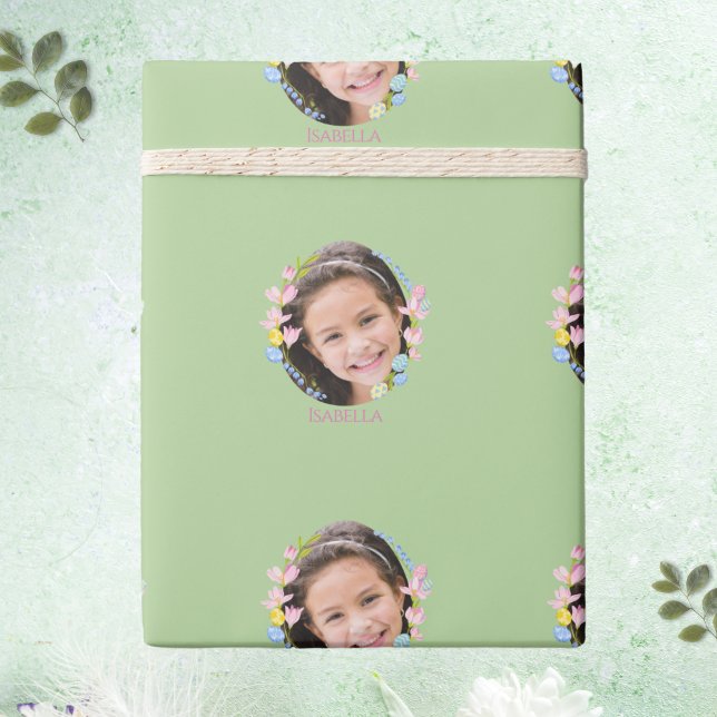 Presente Papel de enrolamento de páscoas com & nome de foto (Easter Wrapping Paper with Photo & Name - Green)