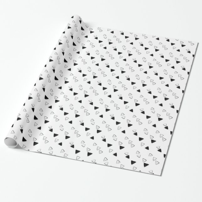 Presente Papel de enrolamento Design de triângulos pretos e (Desenrolado)
