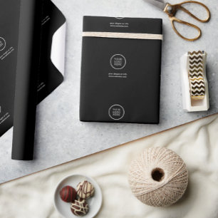 Presente Papel de moldagem a preto elegante com logotipo