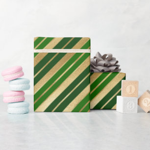 Presente Papel de Natal com Folha Dourada e Listras Verdes