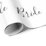 Presente Papel de quebra - Noiva<br><div class="desc">Papel de embrulho divertido com texto Bride,  usar como papel de embrulho,  mesa,  decorações de paredes etc. Mude o texto e/ou as cores de fundo para satisfazer as suas necessidades.</div>
