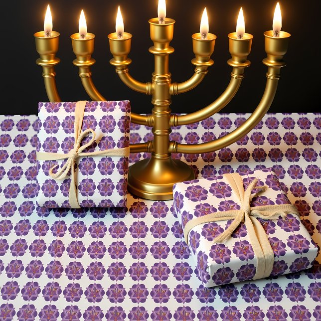Presente Purple Menorah sobre papel de enrolamento em fundo (Purple Menorah on white background Wrapping Paper)