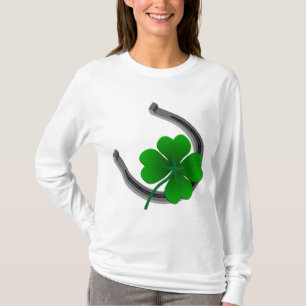 Presentes das camisas de St Patrick irlandês