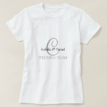 Presentes de Camisa Monograma de Casamento<br><div class="desc">Os presentes monográficos têm uma enorme seleção de selos de correio USPS personalizáveis, autocolantes de envelope, cartões de saudação, camisetas, chapéus, botões, ímãs e muito mais. Estes monogramas são excelente de enviar convites para casamento, Convites de festas de aniversário, anúncios de graduação, e festas de aniversário surpresa apenas para citar...</div>
