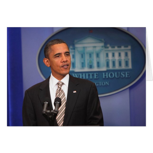 Presidente Barack Obama faz um anúncio (Frente Horizontal)